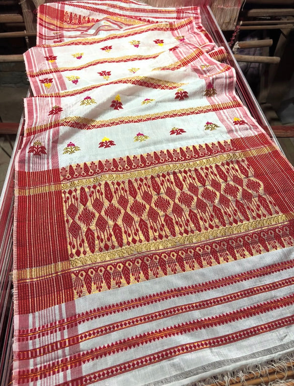 Traditional Assamese occasion handloom Gamusa